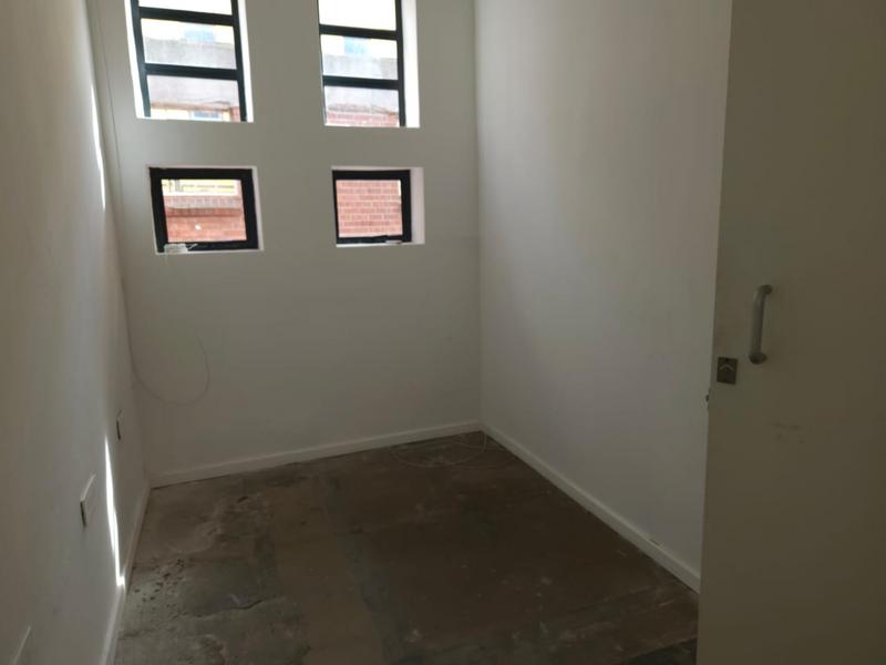 To Let commercial Property for Rent in Salt River Western Cape
